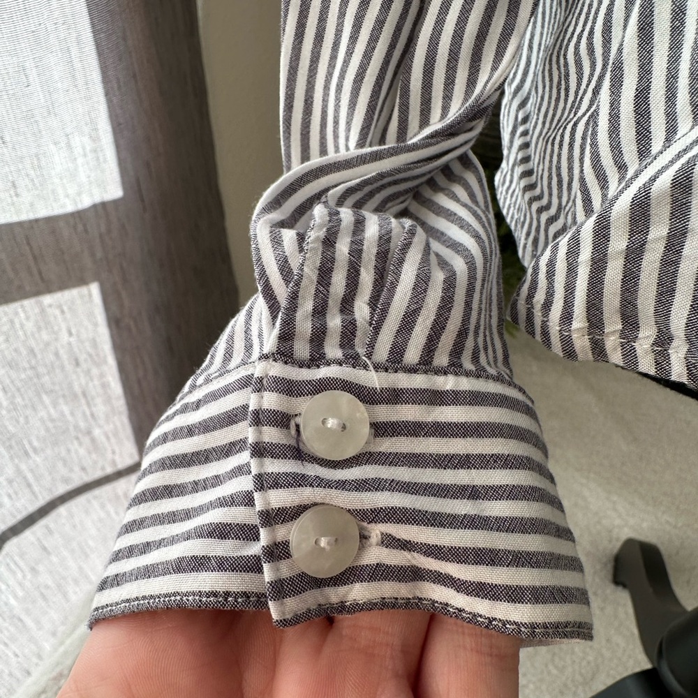 Wild Fable button down top - Picture 3 of 8